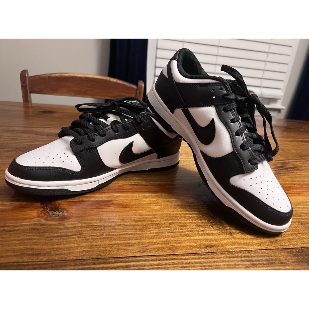 WOMENS NIKE DUNK LOW "PANDA" WHITE-BLACK SZ 10 [DD1503-101] Unworn FLAW -READ